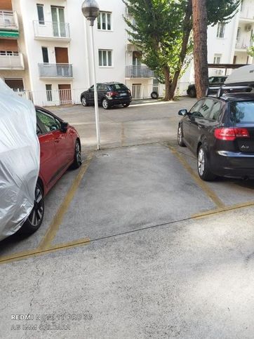 Garage/posto auto in residenziale in Via San Vito 12