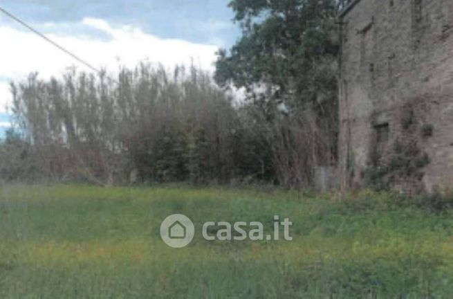 Terreno agricolo in commerciale in Viale Gran Sasso