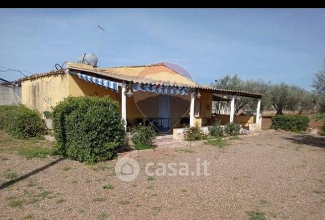 Villa in residenziale in Strada Provinciale 31
