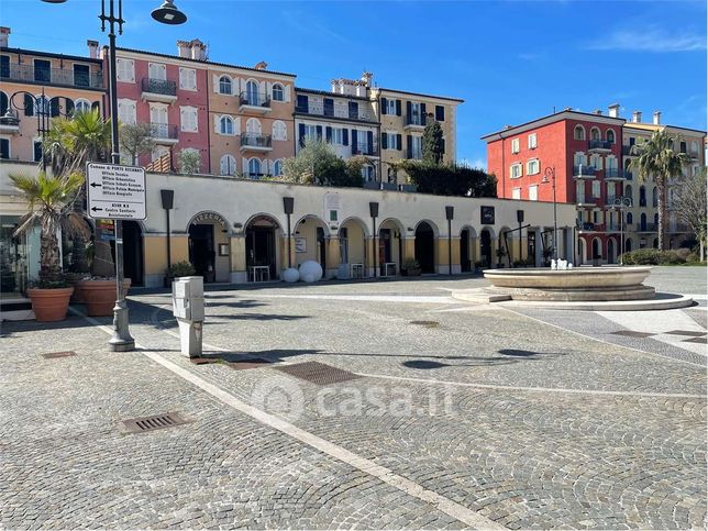 Box/posto auto in residenziale in Viale dei Cementieri