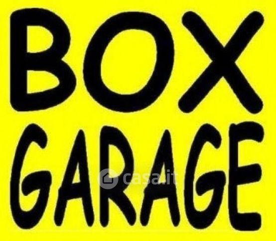 Garage/posto auto in residenziale in Vicolo San Protaso