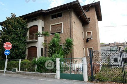 Appartamento in residenziale in Via Pierpaoli 1