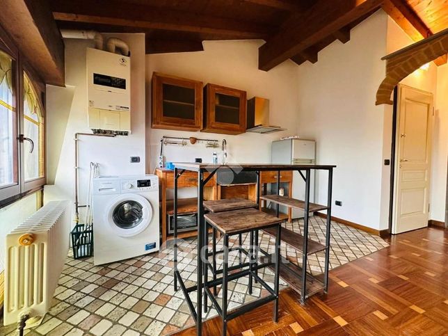 Appartamento in residenziale in Via Folcero 13