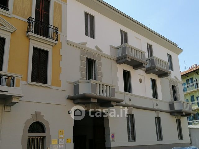 Ufficio in commerciale in Viale Sarca 78