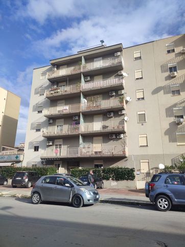 Appartamento in residenziale in Via Giacomo Besio 55