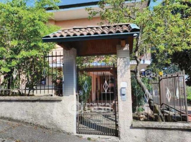 Appartamento in residenziale in Via Sensalari