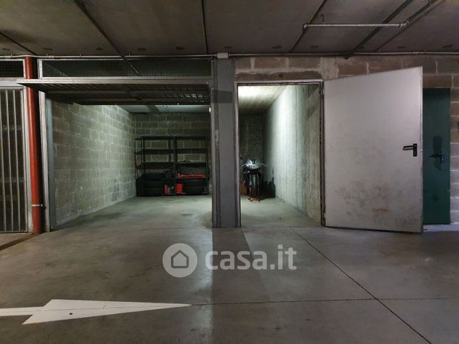 Garage/posto auto in residenziale in Piazza Antonio Gramsci 10