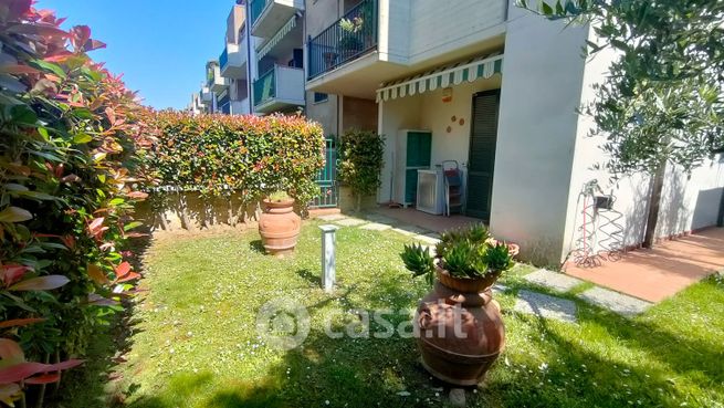 Appartamento in residenziale in Via dell'Olmo