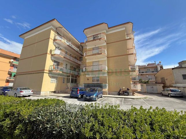 Appartamento in residenziale in Via Comunale Napoli 100