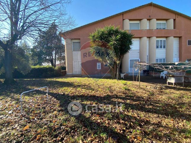 Villa in residenziale in Via della Mola Cavona 1
