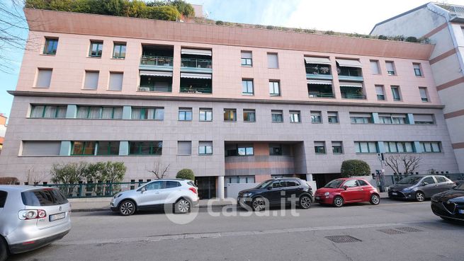 Appartamento in residenziale in Via Clara Maffei