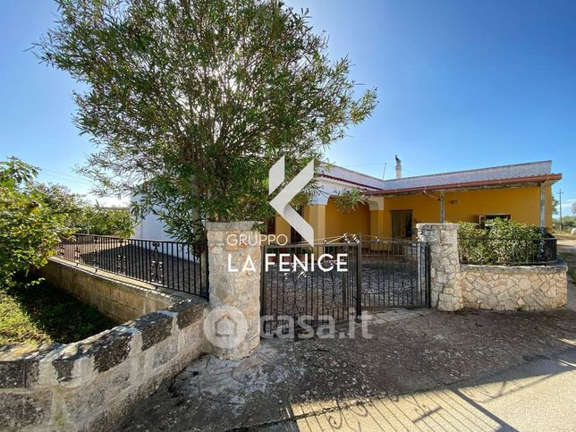 Casa indipendente in residenziale in Cinquenoci Ficazza