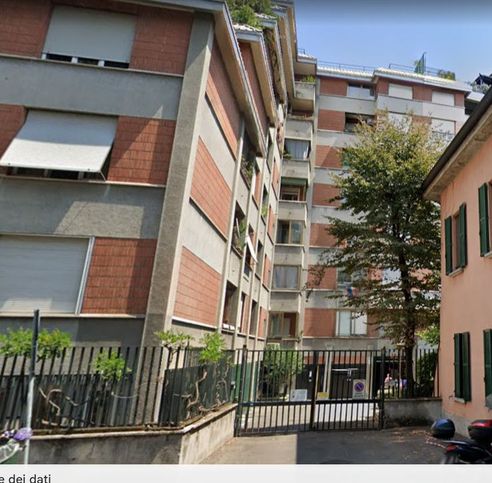 Appartamento in residenziale in Via Prospero Finzi 19