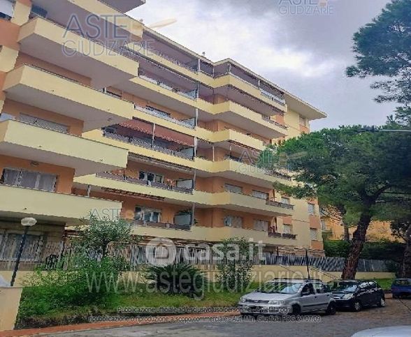Appartamento in residenziale in Via Bartolomeo Carrea 9