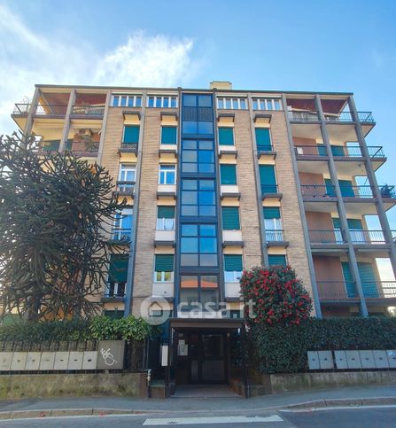 Appartamento in residenziale in Via Angelo Cantoni