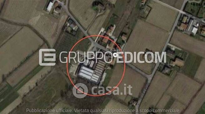 Capannone in commerciale in Via Monte Grappa