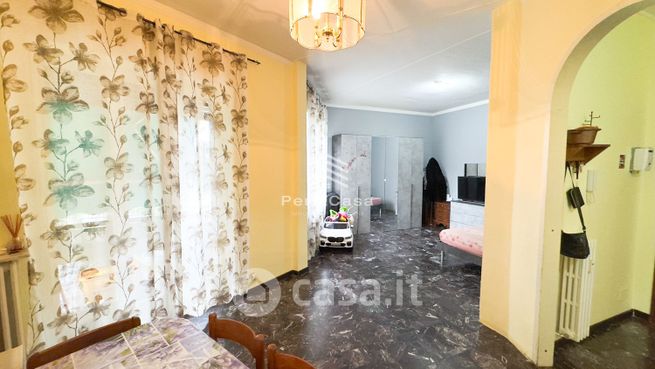 Appartamento in residenziale in Viale Giacomo Leopardi 29