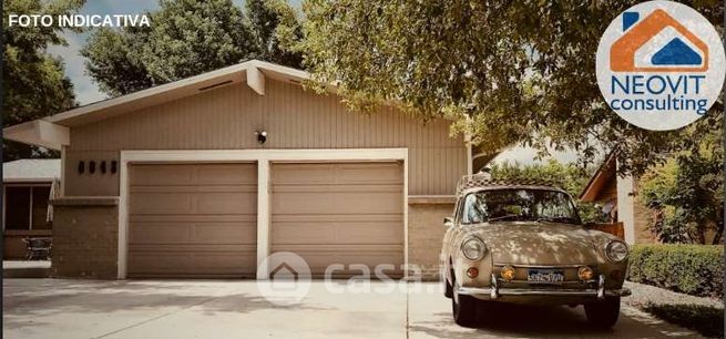 Garage/posto auto in residenziale in Piazza Giambattista Tedesco 17