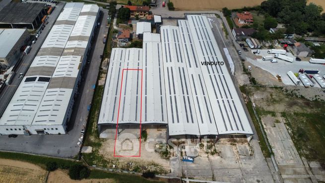 Capannone in commerciale in Via Ponticello