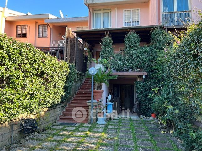 Villetta a schiera in residenziale in Via ANTONIO VIVALDI