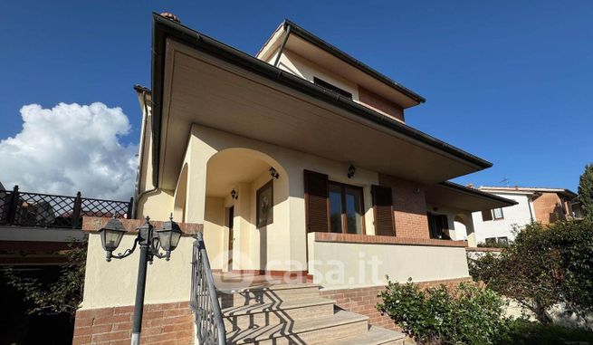 Appartamento in residenziale in Via Monte Grappa