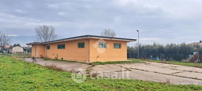 Capannone in commerciale in Via Mediana Arillette 81