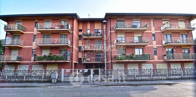 Appartamento in residenziale in Via Leinì 5
