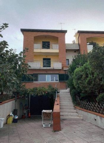 Villa in residenziale in Via maestrale 18