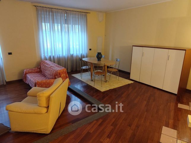 Appartamento in residenziale in Via Federico Paolini 7