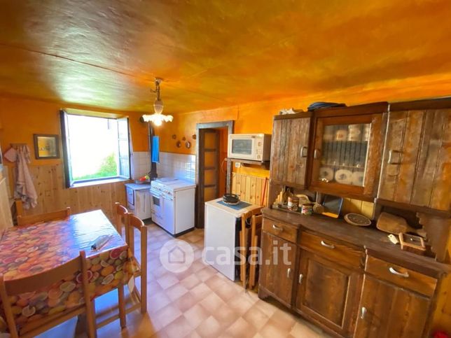 Baita/bungalow/chalet/trullo in residenziale in Borgata Gleisolle 51