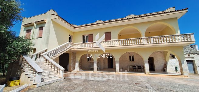 Villa in residenziale in Strada Provinciale 17