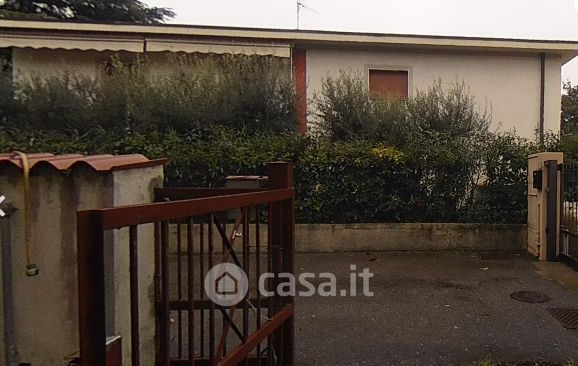 Appartamento in residenziale in Traversa Diciottesima Villaggio Sereno