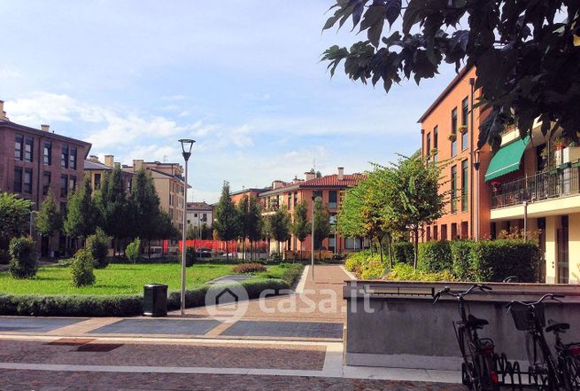 Appartamento in residenziale in Alzaia Naviglio Pavese 20