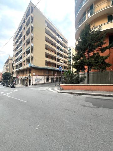 Appartamento in residenziale in Via Donghi