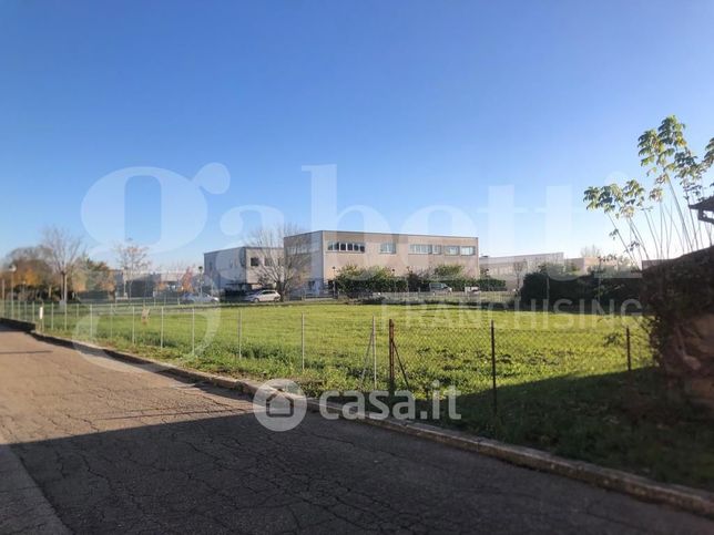 Terreno agricolo in commerciale in Via Bologna