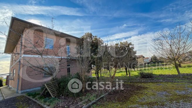 Casa indipendente in residenziale in Via Zuccherificio
