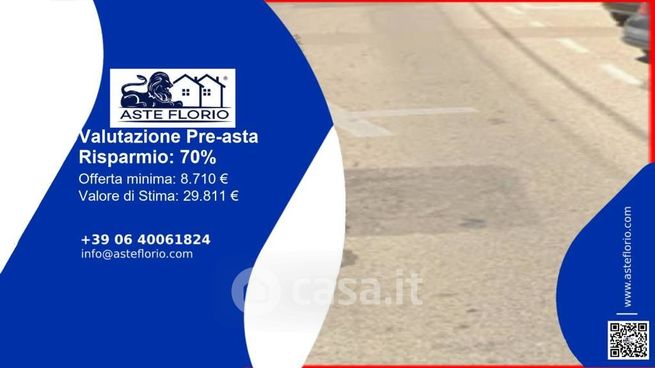 Box/posto auto in residenziale in Via Grazia Deledda