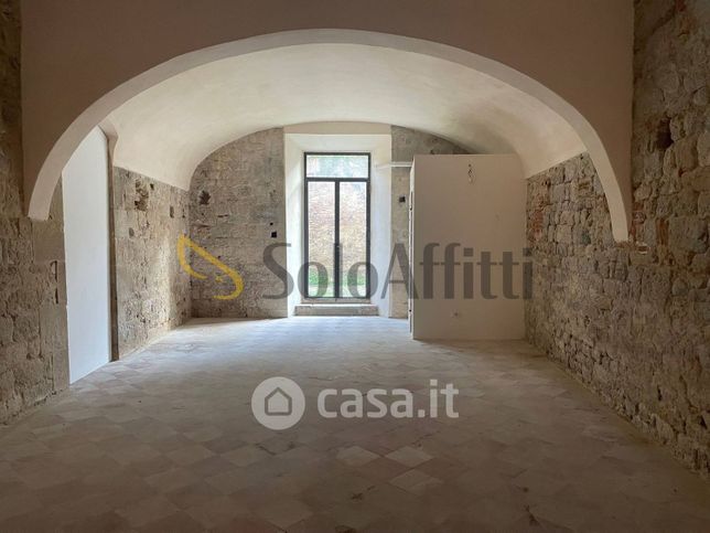 Box/posto auto in residenziale in Via Palestro