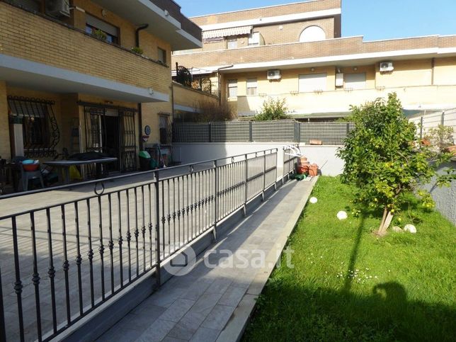 Appartamento in residenziale in Via Pompilia