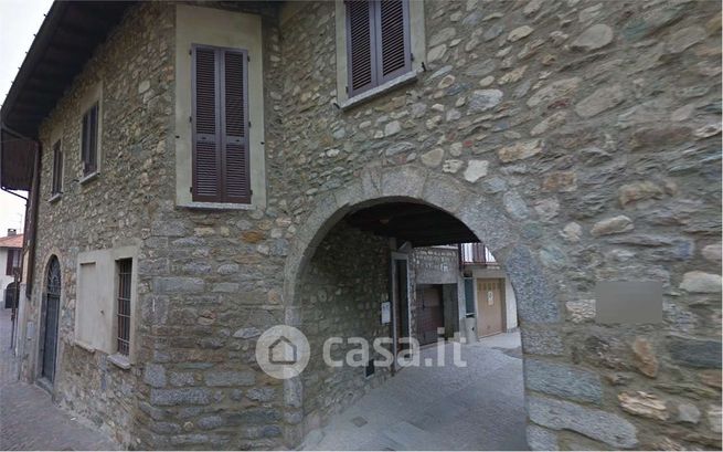 Appartamento in residenziale in Via Alciato