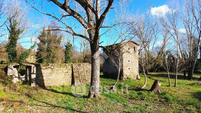 Rustico/casale in residenziale in Via Mole