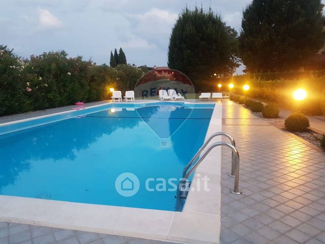 Appartamento in residenziale in Via Monterosa 21