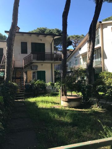 Appartamento in residenziale in Viale dei Tigli