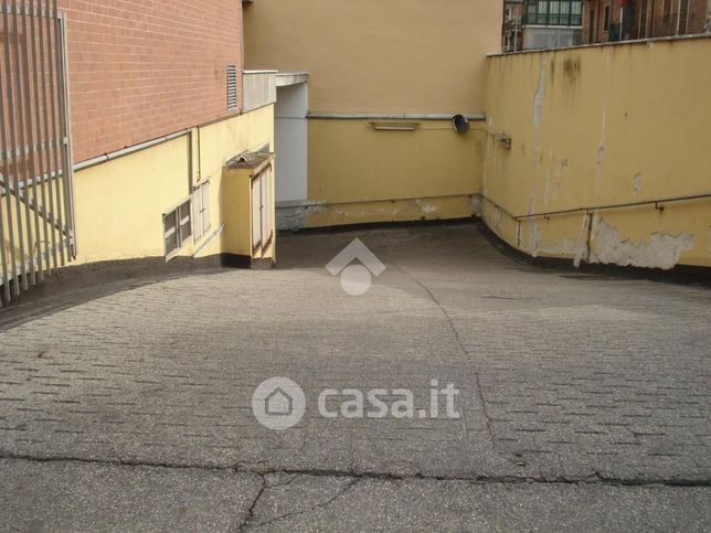 Garage/posto auto in residenziale in Via Borgone 15