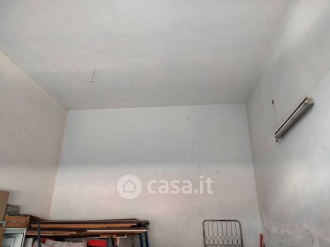 Garage/posto auto in residenziale in Via Alcibiade