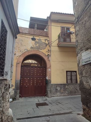 Appartamento in residenziale in Via V. de Paola 12