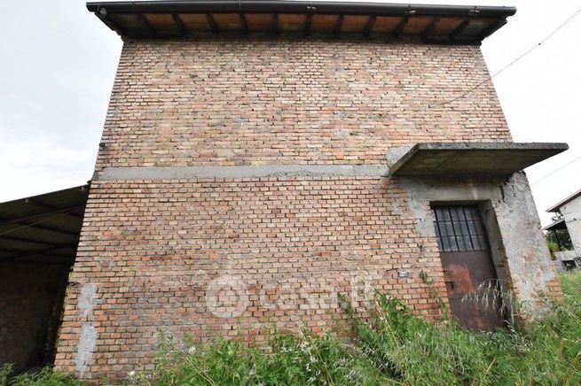 Casa indipendente in residenziale in Strada MONTAURO