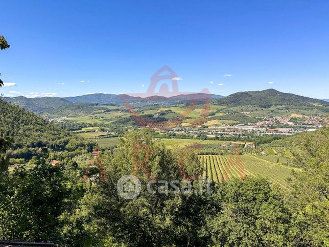 Casa bi/trifamiliare in residenziale in Località San Prugnano