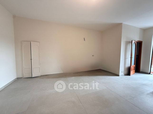 Appartamento in residenziale in Via Bonaventura Zumbini 22