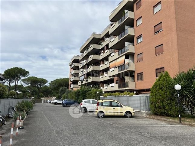 Appartamento in residenziale in Viale della Torre di Pratolungo